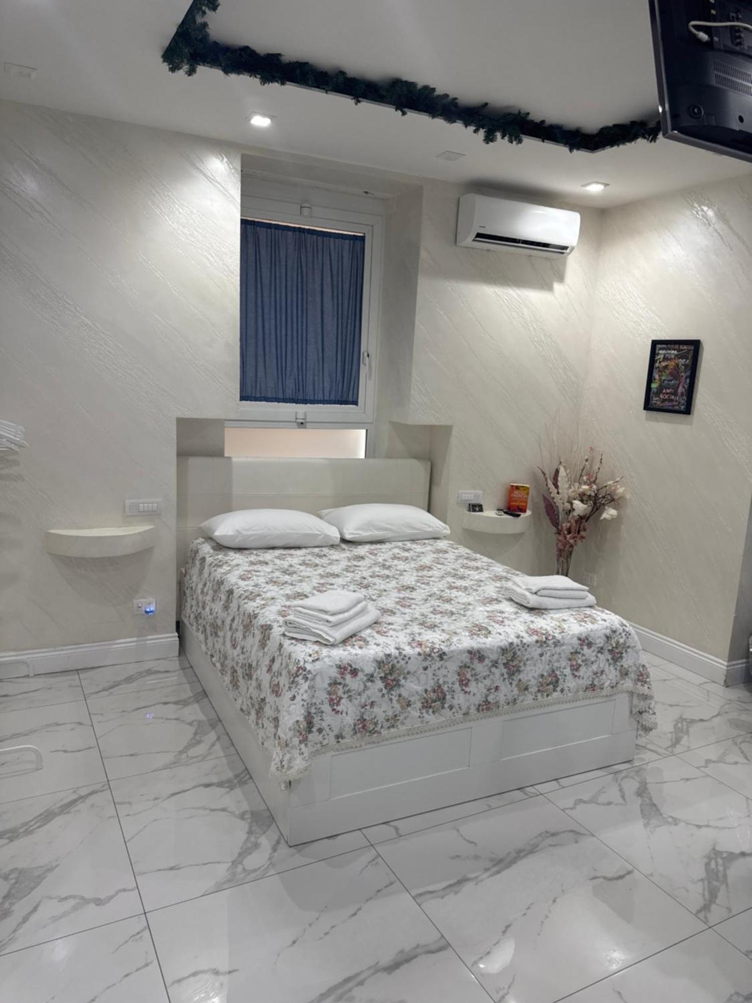 Duoarianna Apartment Naples Exterior photo